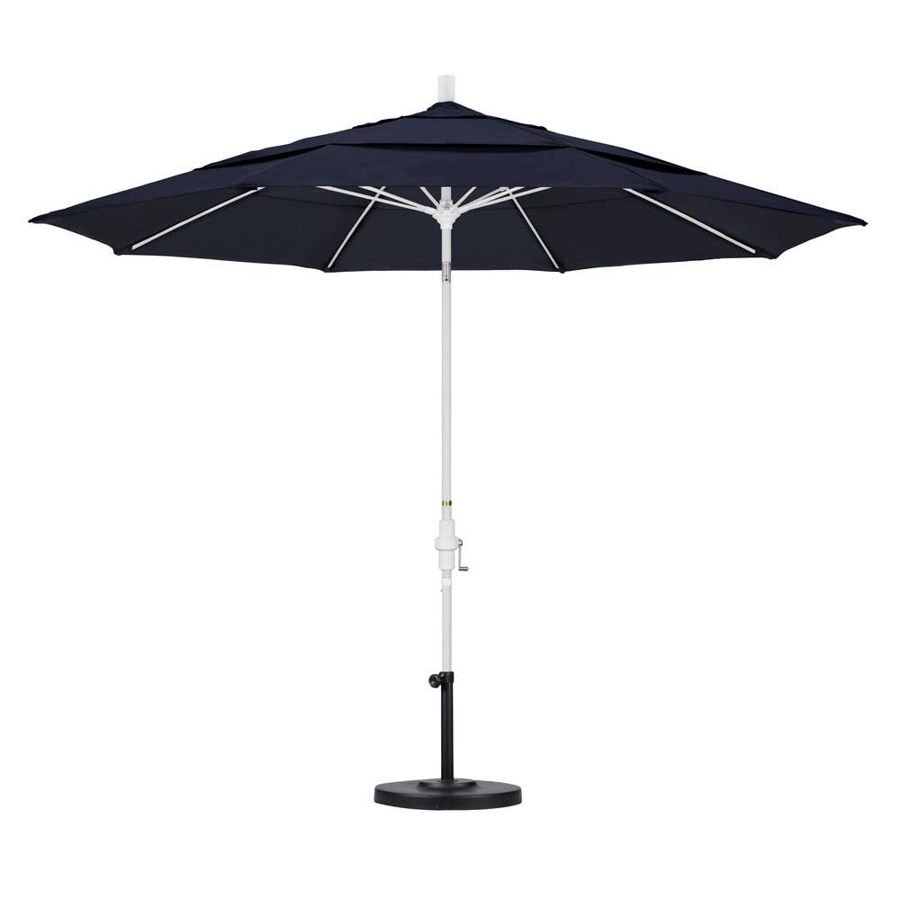 11 ft. Fiberglass Market Umbrella S530