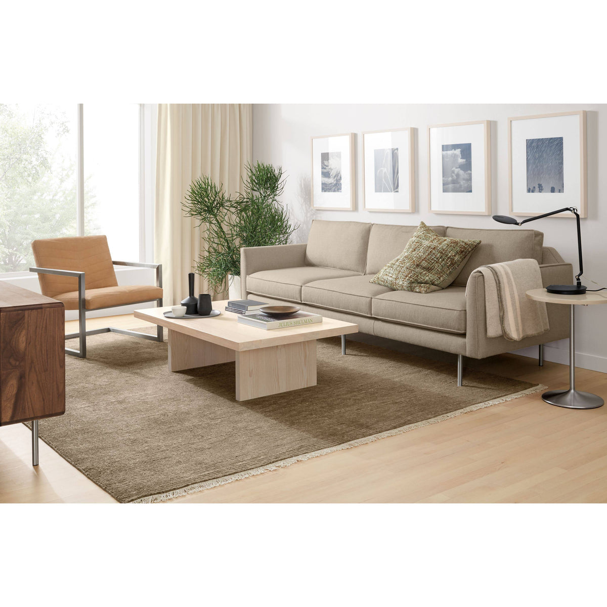 White Round End Table K45292