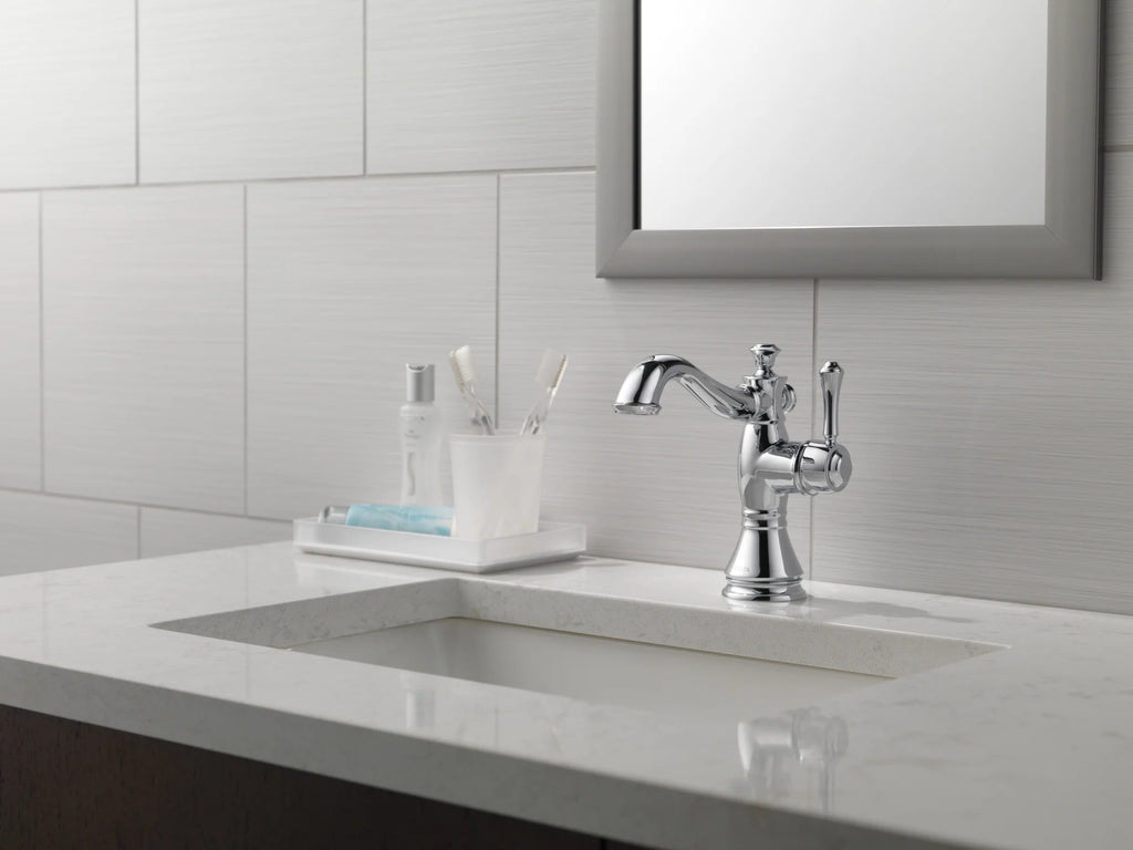 Single Handle Bathroom Faucet L78767