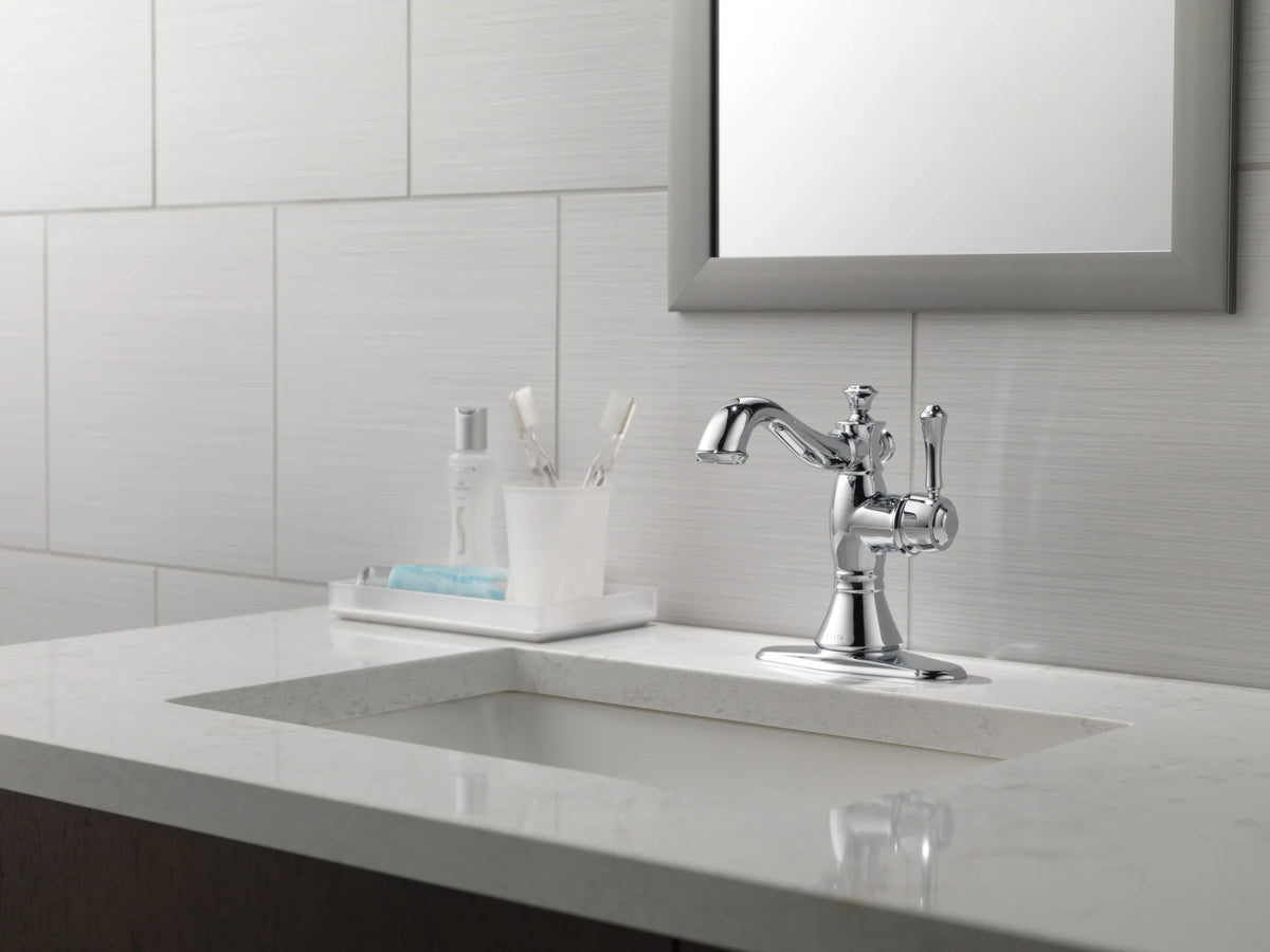 Single Handle Bathroom Faucet L78767